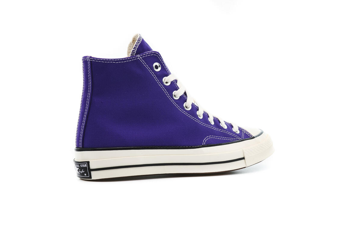 Gothic grape clearance converse